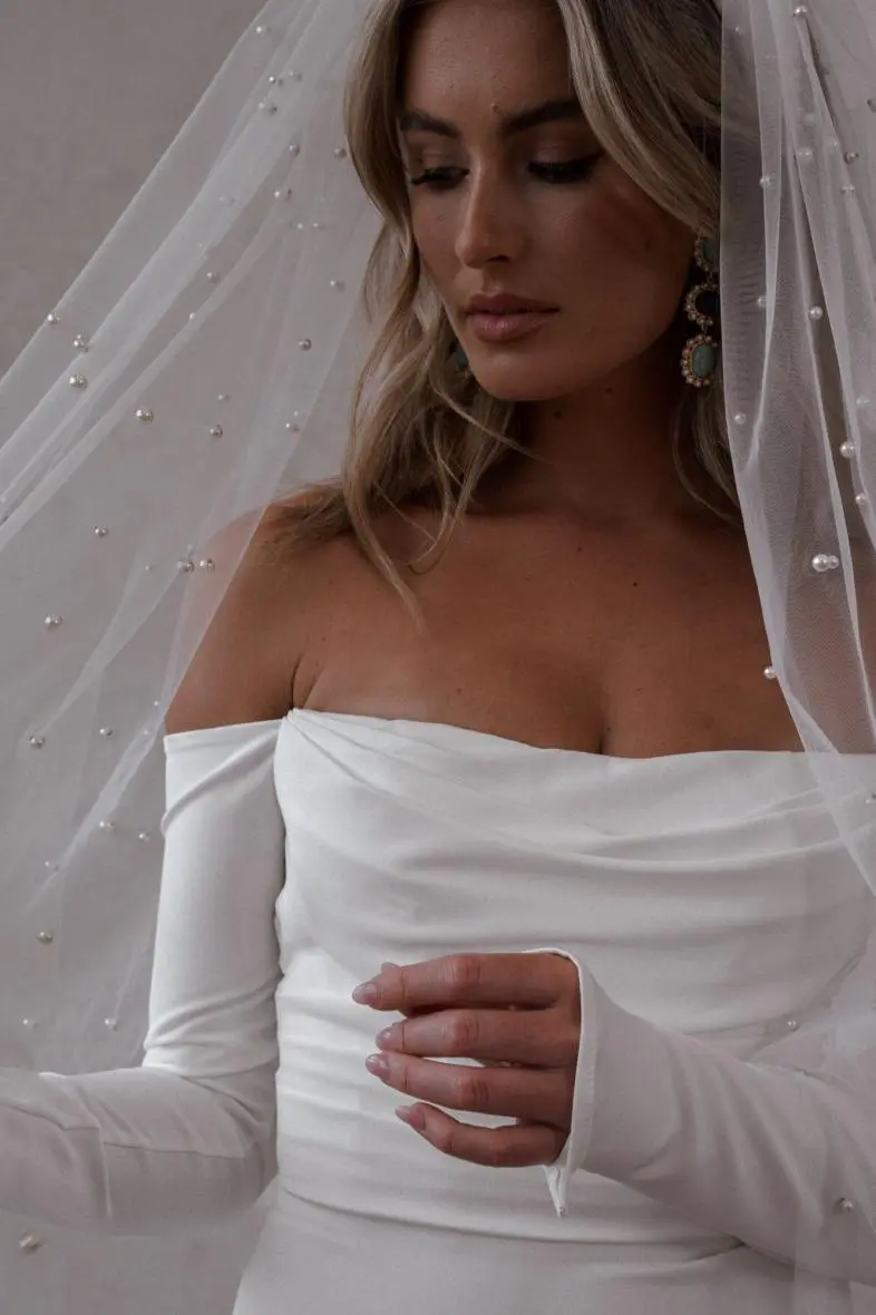 Elegant Off The Shoulder Long Sleeves Butterfly Mesh  Satin Sheat/Mermaid Wedding Dresses Button Zipper Back 2023 Rode De Morrie