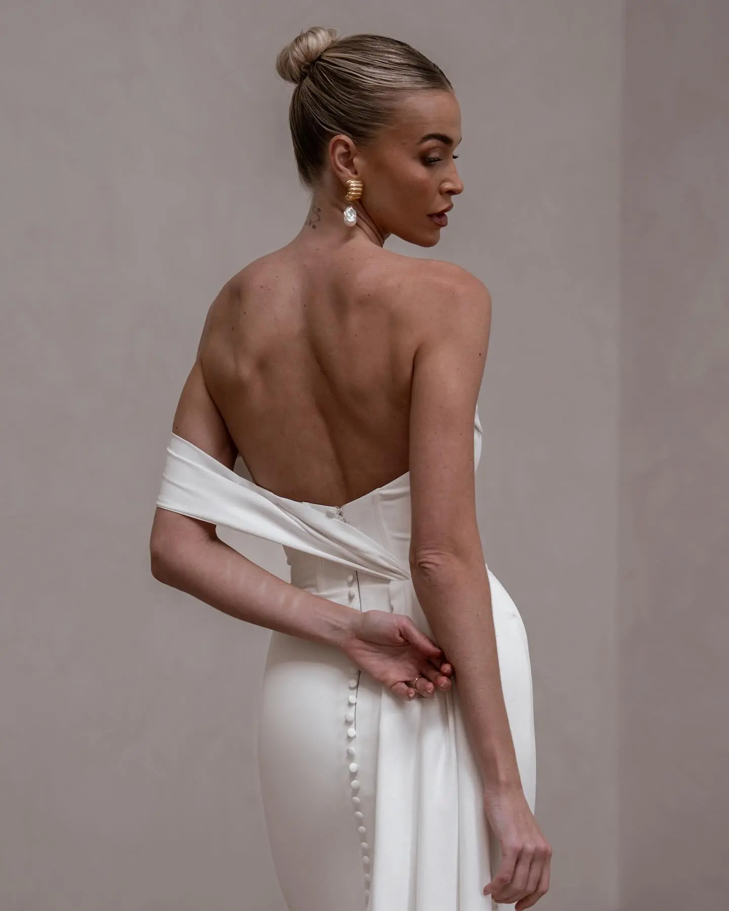 Modern One Shoulder Pleat Satin mermaid Weddding Dresses Long Rubbin Custom Made 2025 Vestido De Noival