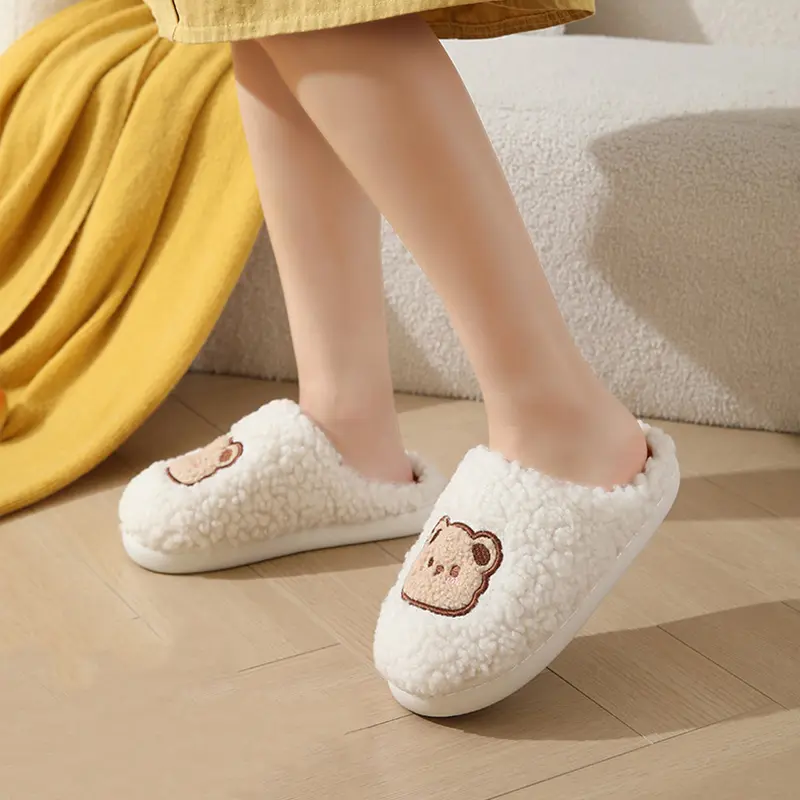 Cartoon Bear Cotton Indoor Home Slippers Woman 2025 Winter Warm Short Plush Slides Non Slip Thick Bottom Couple Bedroom Slippers