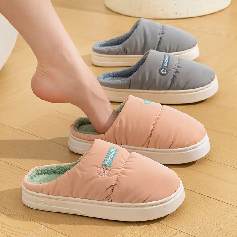 2025 Winter Couple Waterproof Lightweight Slippers Warm Soft Plush Women's Rootless Slides Men's Home Casual Cotton Shoes