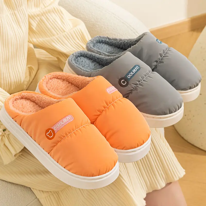 2025 Winter Couple Waterproof Lightweight Slippers Warm Soft Plush Women's Rootless Slides Men's Home Casual Cotton Shoes