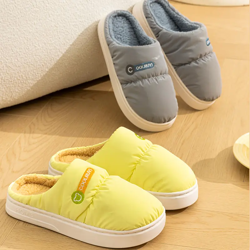 2025 Winter Couple Waterproof Lightweight Slippers Warm Soft Plush Women's Rootless Slides Men's Home Casual Cotton Shoes