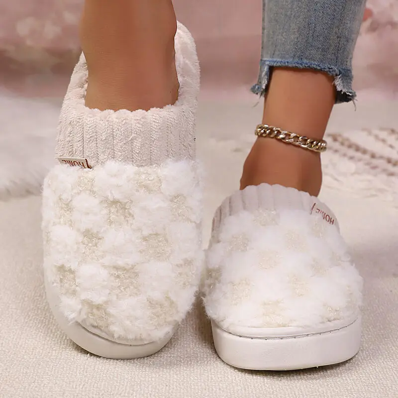 Warm Short Plush Non Slip Indoor Slippers Women 2025 Winter Fluffy Fur Comfort Home Slippers Furry Checkerboard Woman's Slides