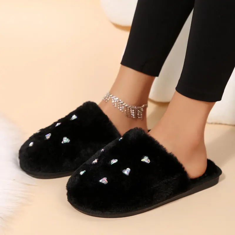 Fashion Glitter Heart Decoration Furry Mules Slippers Women 2025 Winter Warm Short Plush Cover Toe Slippers Soft Fur Slippers