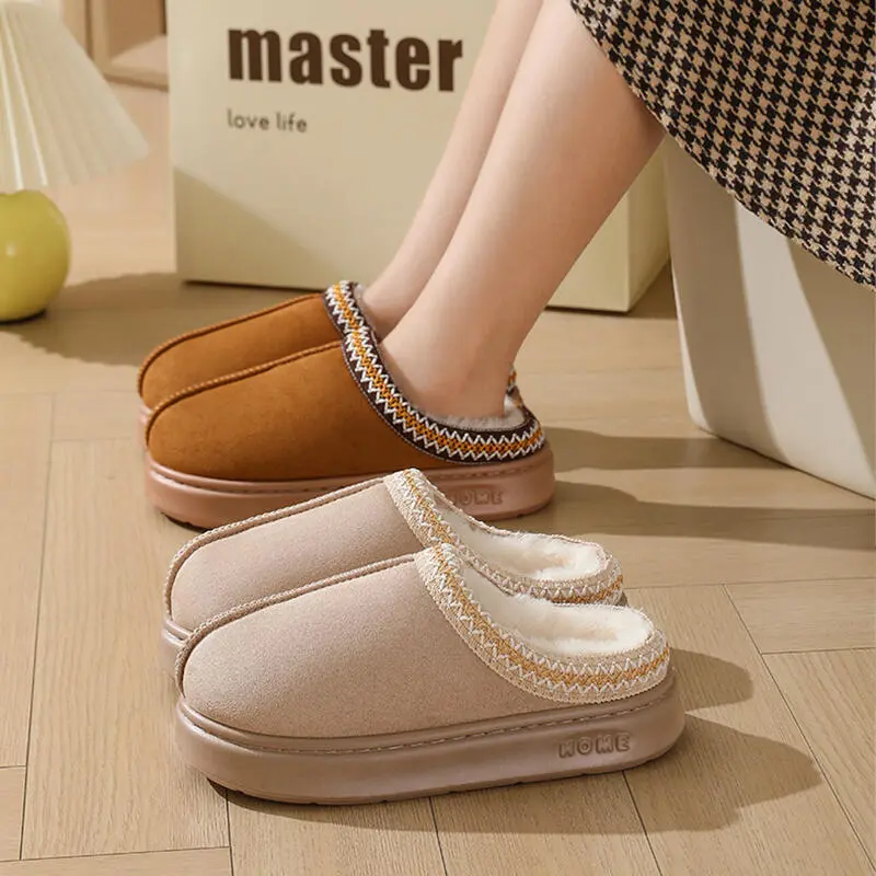 Fashion Ethnic Embroidery Cotton Slippers Women 2025 Winter Warm Short Plush Couple Slides Faux Fur Non Slip Indoor Slippers