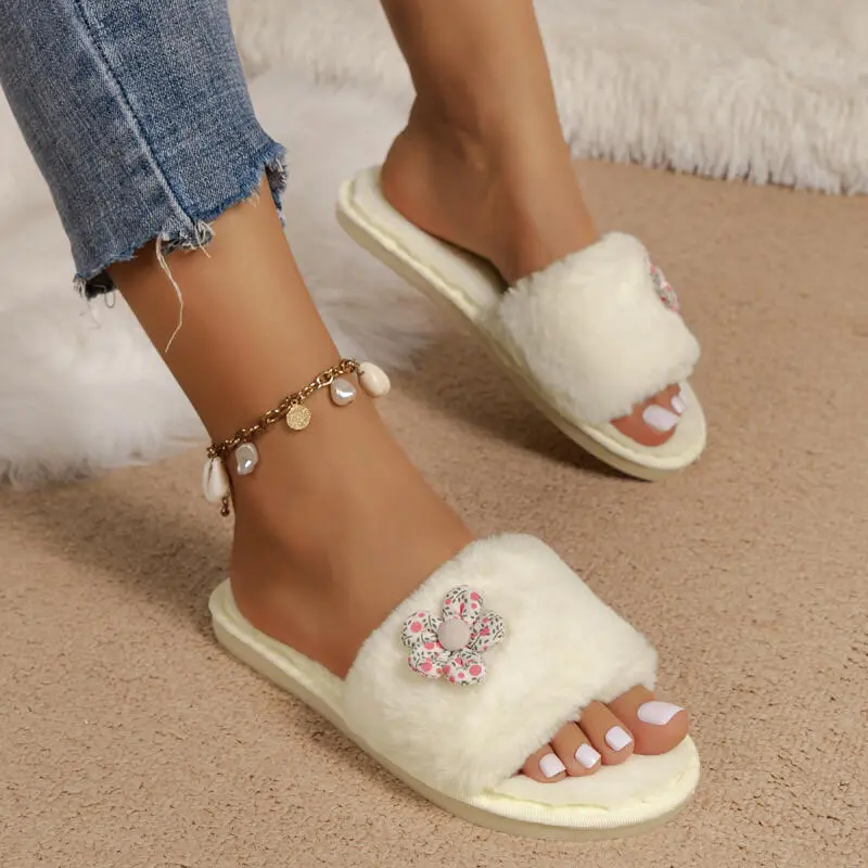Sweet Flower Decoration Faux Fur Slides Women 2025 Winter Warm Short Plush Indoor Slippers Soft Flat Heel Furry Bedroom Slides