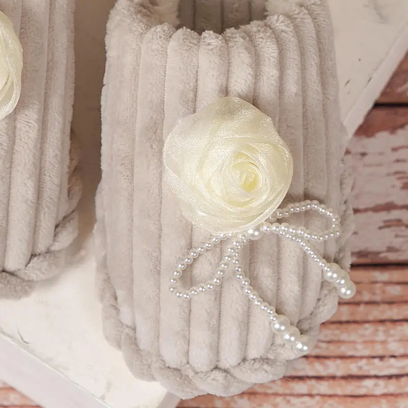 Luxury Pearl Flower Decoration Cotton Slides Women 2025 Winter Warm Corduroy Non Slip Indoor Slippers Soft Flat Heel Slippers