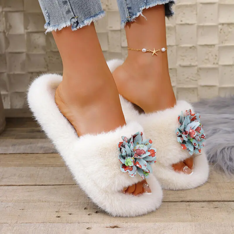 Fashion Flower Decoration Cotton Slides Women 2025 Winter Soft Short Plush Indoor Slippers Comfort Thick Bottom Faux Fur Slipper