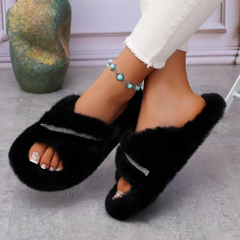 Fashion Silver Glitter Faux Fur Slippers Women 2025 Winter Comfort Thick Bottom Non Slip Indoor Cotton Slides Warm Furry Slides