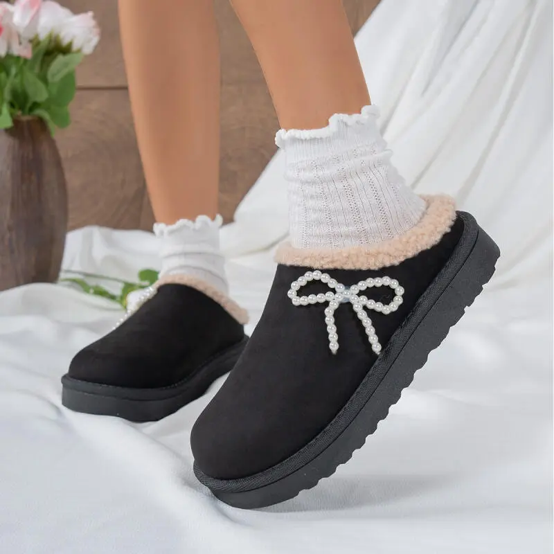 Luxury Pearl Chain Bowknot Cotton Slippers Women 2025 Winter Comfort Thick Bottom Fur Indoor Slippers Warm Short Plush Slides