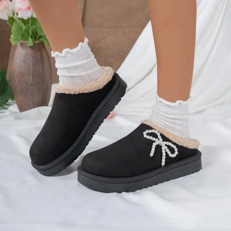 Luxury Pearl Chain Bowknot Cotton Slippers Women 2025 Winter Comfort Thick Bottom Fur Indoor Slippers Warm Short Plush Slides