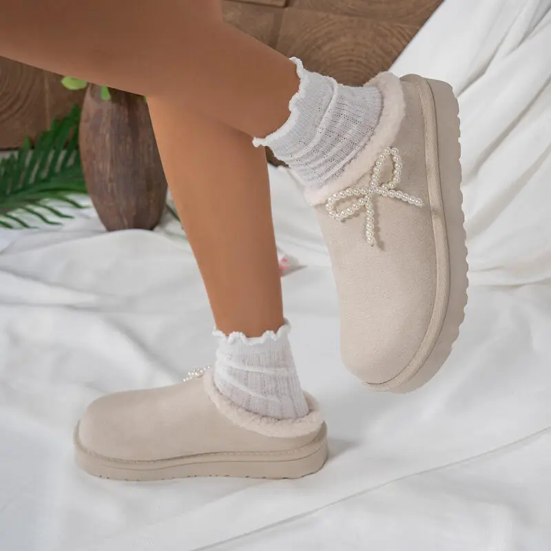 Luxury Pearl Chain Bowknot Cotton Slippers Women 2025 Winter Comfort Thick Bottom Fur Indoor Slippers Warm Short Plush Slides
