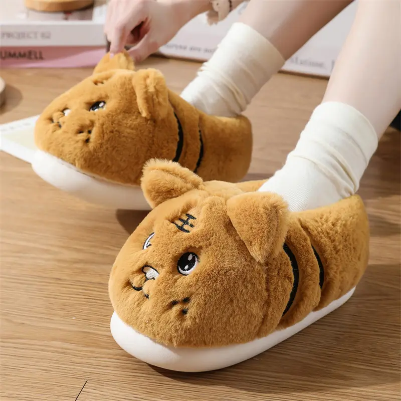 Cute Cartoon Cover Heel Cotton Slippers Women 2025 Winter Round Toe Thick Bottom Indoor Slides Warm Short Plush Couple Slippers