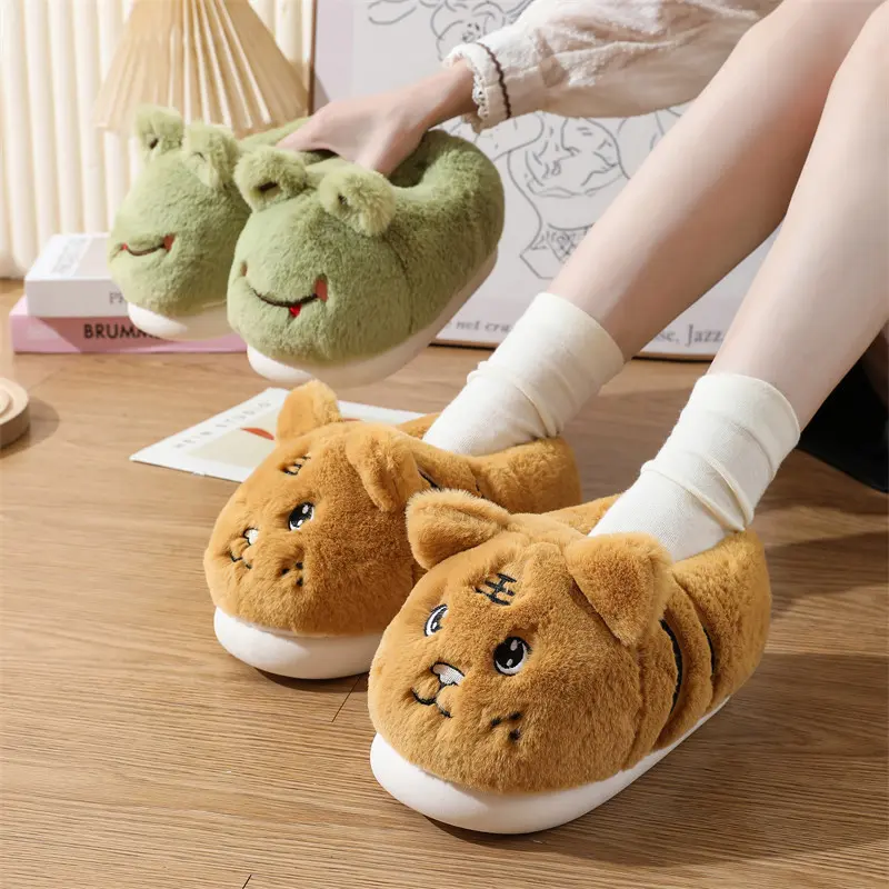 Cute Cartoon Cover Heel Cotton Slippers Women 2025 Winter Round Toe Thick Bottom Indoor Slides Warm Short Plush Couple Slippers