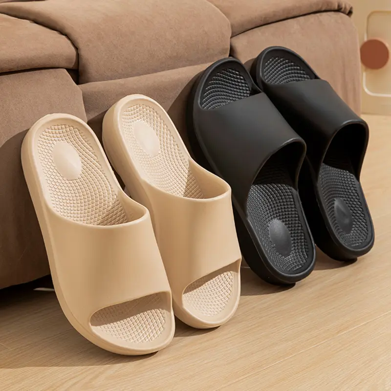 Solid Color Soft Sole Cloud Slides Woman Thick Platform Slippers Women Summer 2025 Lightweight Non-Slip Beach Shoes Flip Flops