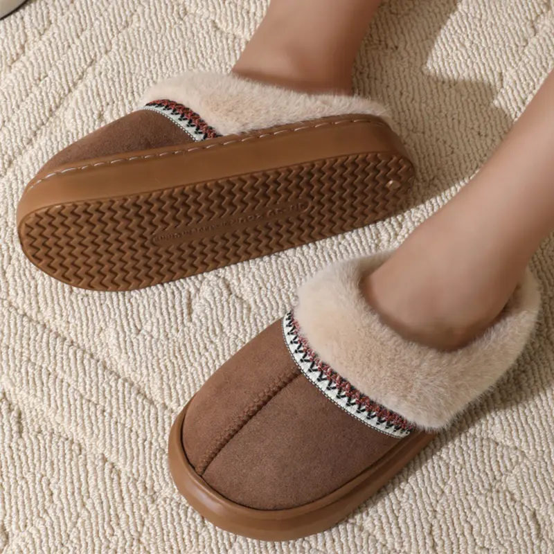 Women's Winter Faux Fur Mules Slides 2025 Warm Cashmere Thick Bottom Cotton Slippers Bohemian Soft Short Plush Indoor Slipperss