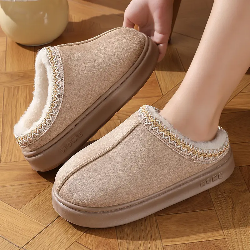New Women's Fashion Fluffy Thick Platform Slippers 2025 Winter Plush Warm Cotton Soft Sole Non-Slip Unisex Slides for Ladies