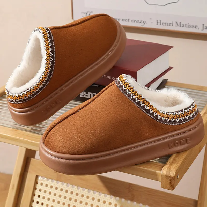 New Women's Fashion Fluffy Thick Platform Slippers 2025 Winter Plush Warm Cotton Soft Sole Non-Slip Unisex Slides for Ladies