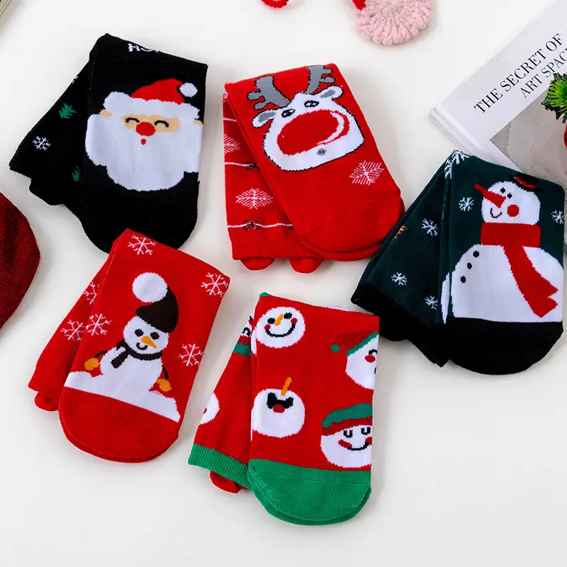 Red Knit Cotton Christmas Socks Women 2025 Winter Cute Cartoon Snowman Elk Print Couple Socks Comfort Warm Stockings Unisex