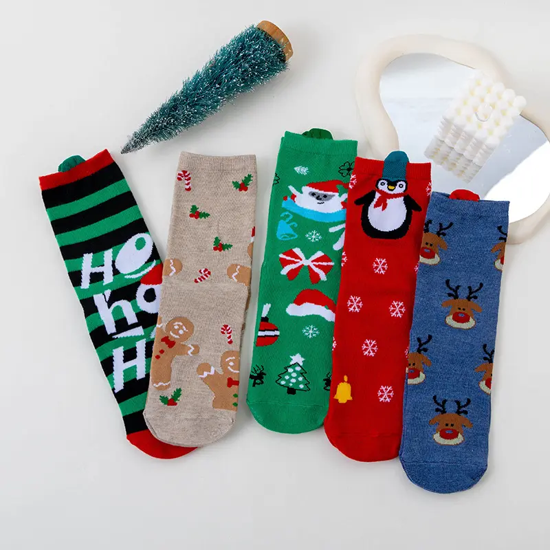 5 Pairs Comfortable Christmas Socks Women 2025 Winter Cute Cartoon Warm Cotton Colorful Socks Non Slip Sports Stockings Unisex