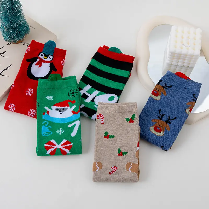 5 Pairs Comfortable Christmas Socks Women 2025 Winter Cute Cartoon Warm Cotton Colorful Socks Non Slip Sports Stockings Unisex