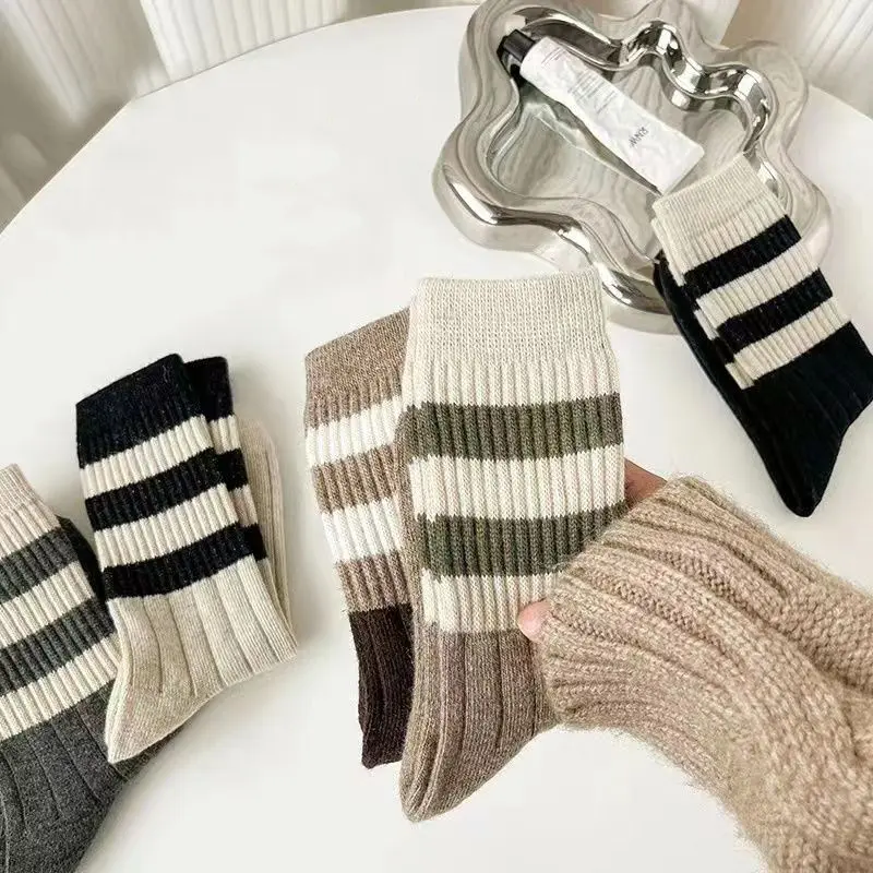 5 Pairs Retro Striped Stockings Women 2025 Autumn Winter Warm Breathable Non Slip Cotton Socks Super Elasti Mid Calf Sock Unisex