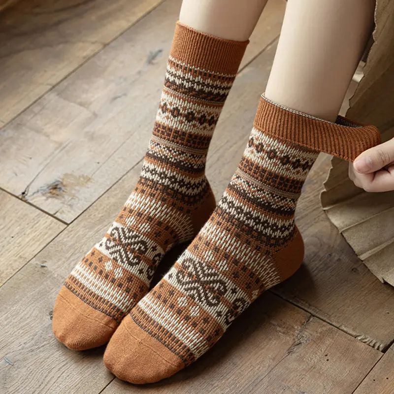 Mix Color Cotton Socks Women 2025 Winter Retro Plaid Breathable Anti-static Socks Fashion Geometric Pattern Knit Stockings