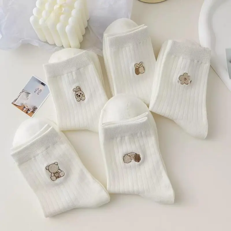 Cute Cartoon Embroidery White Socks Women 2025 Autumn 5 Pairs Anti-pilling Knitted Cotton Socks Breathable Girls' Jk Stockings