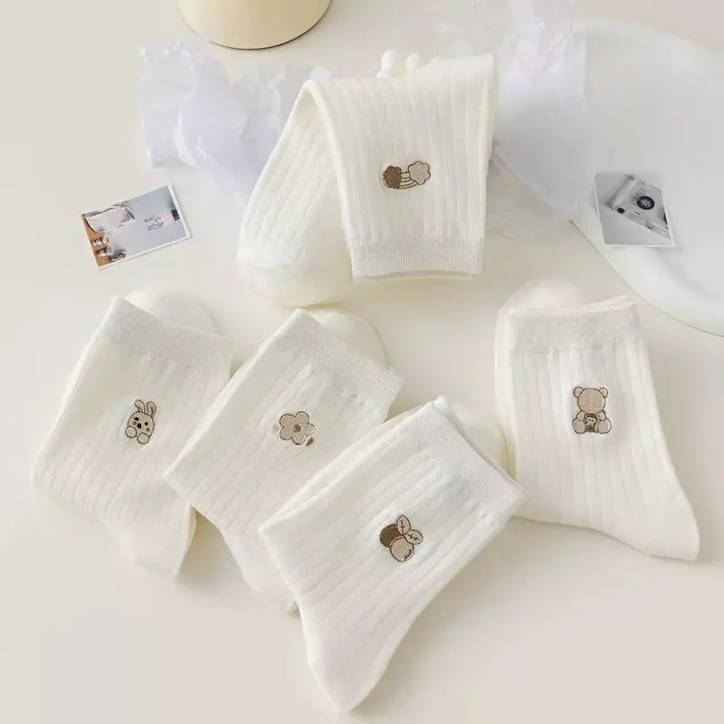 Cute Cartoon Embroidery White Socks Women 2025 Autumn 5 Pairs Anti-pilling Knitted Cotton Socks Breathable Girls' Jk Stockings