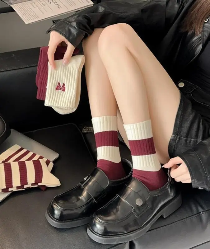 Vintage Red Striped Women's Socks 2025 Autumn Winter Sweet Bowknot Comfort Knitted Cotton Socks 5 Pairs Non Slip Girls' Stocking