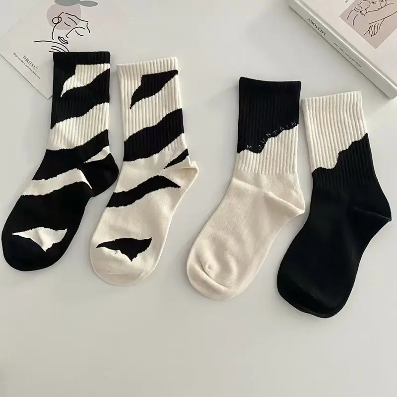 5 Pairs Fashion Mix Color Couple's Sports Socks Autumn AB Style Soft Sweat Absorbing Women's Socks 2025 New Stockings For Women