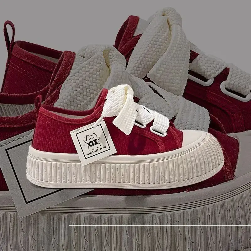 Sneakers Women Shoes for Woman Thick Soled Canvas Shoes 2025 New Trend Lady Breathable White Trainers Student Casual Board Shoes