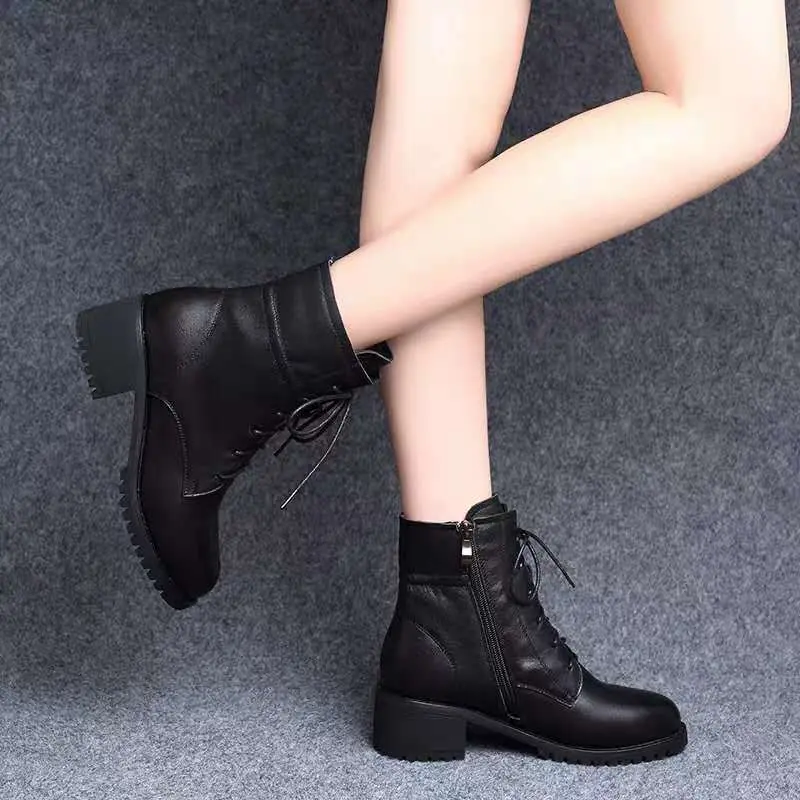 2023 Women's Shoes Luxury Chelsea Boot Women Leather Boot Chunky Winter Shoe Platform Ankle Boots Thick Heel Brand Designer