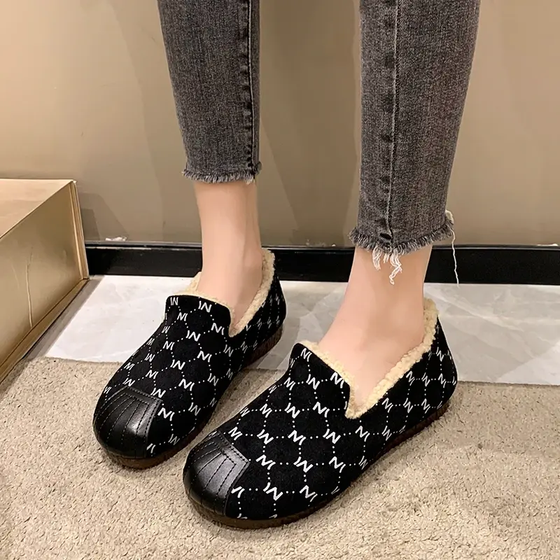 Winter Women's Keep Warm Plus Velvet Flat Cotton Shoes Fashion Shallow Slip on Casual Shoes for Women Outdoor Light Snow Boots