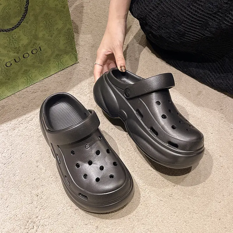 Chunky Platform Clogs Shoes for Women Thick Bottom Non Slip Beach Sandals Woman Summer 2025 Fashion Wedges EVA Sandals Slippers