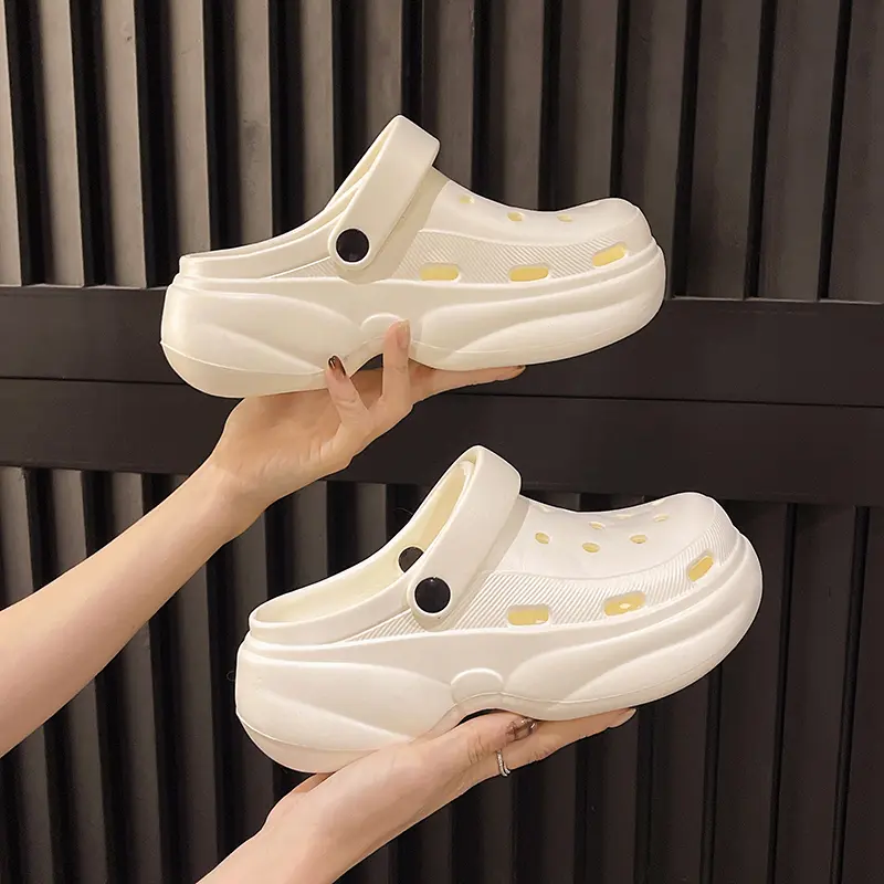 Chunky Platform Clogs Shoes for Women Thick Bottom Non Slip Beach Sandals Woman Summer 2025 Fashion Wedges EVA Sandals Slippers