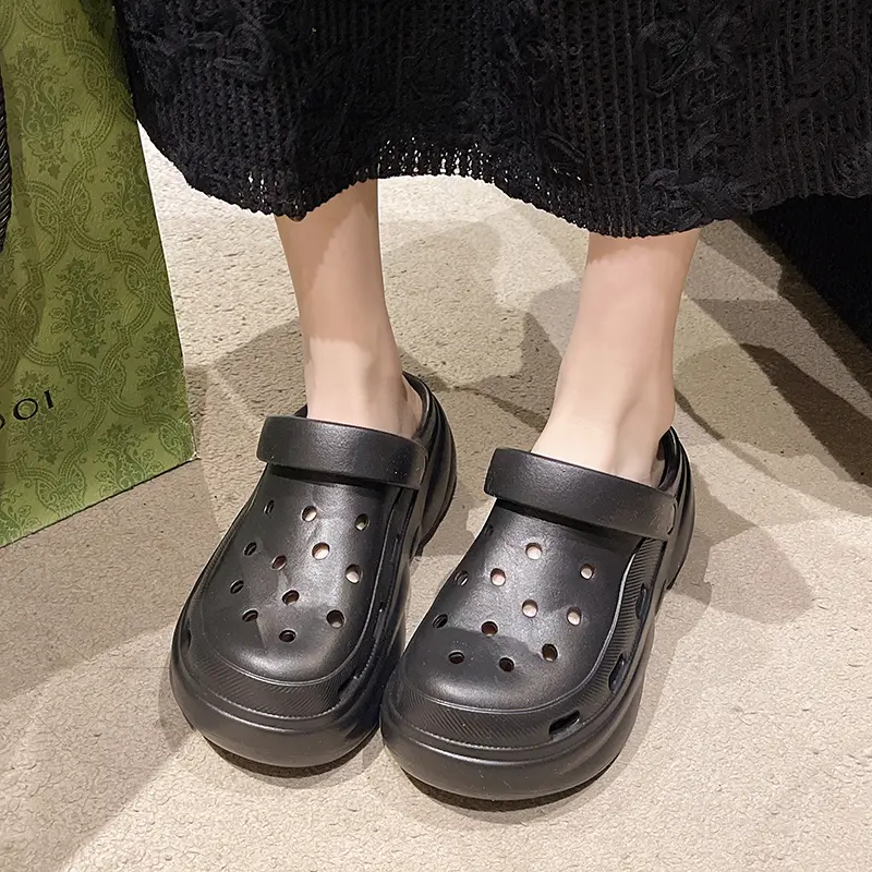 Chunky Platform Clogs Shoes for Women Thick Bottom Non Slip Beach Sandals Woman Summer 2025 Fashion Wedges EVA Sandals Slippers