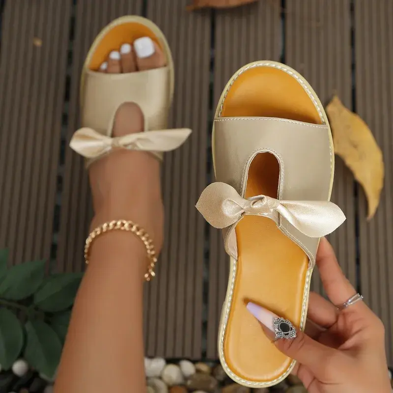 Woman Outdoor Ladies Slippers Home Beach Fashion Women Sliders Luxury Flat Sandals Designer Comfortable Chic and Elegant Shoes