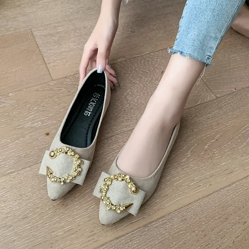 Spring and Autumn Casual Fashion Pointed Toe Comfortable Non-slip Wear-resistant Simple Metal Decorative Women's Shoes