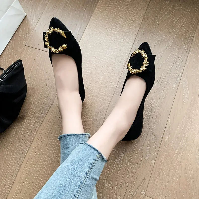 Spring and Autumn Casual Fashion Pointed Toe Comfortable Non-slip Wear-resistant Simple Metal Decorative Women's Shoes