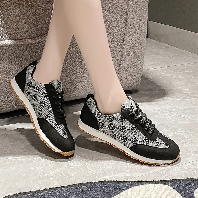 2024 Women's Summer New Fashion Print Designer  slip Flat Bottom Sports Shoes Outdoor Play Daily Comfortable Women's Shoes