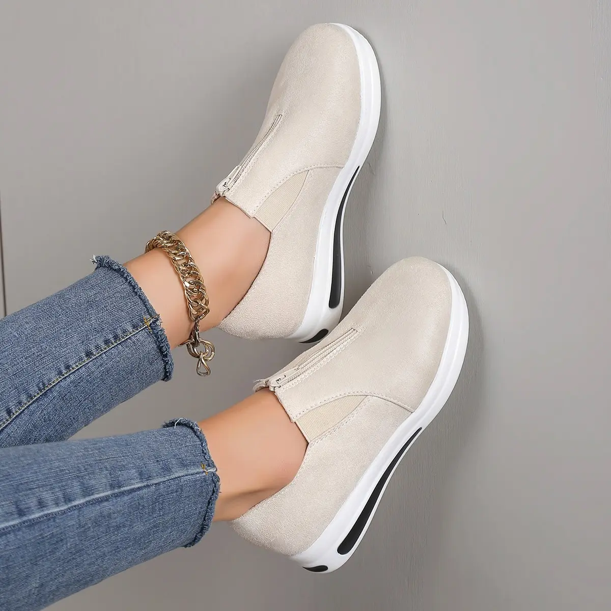 2025 fashion foreign trade large size women's thick sole sports shoe cover feet comfortable and breathable