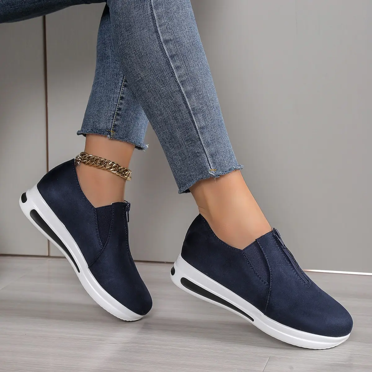 2025 fashion foreign trade large size women's thick sole sports shoe cover feet comfortable and breathable