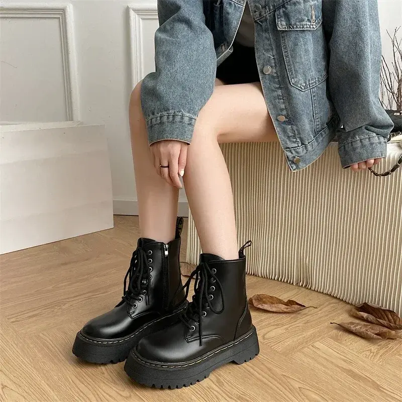 Minimalist Lace-up Women Boots 5Cm Chunky Heel Platform Women Boots British Style Thick Sole Increase Height Casual Boots