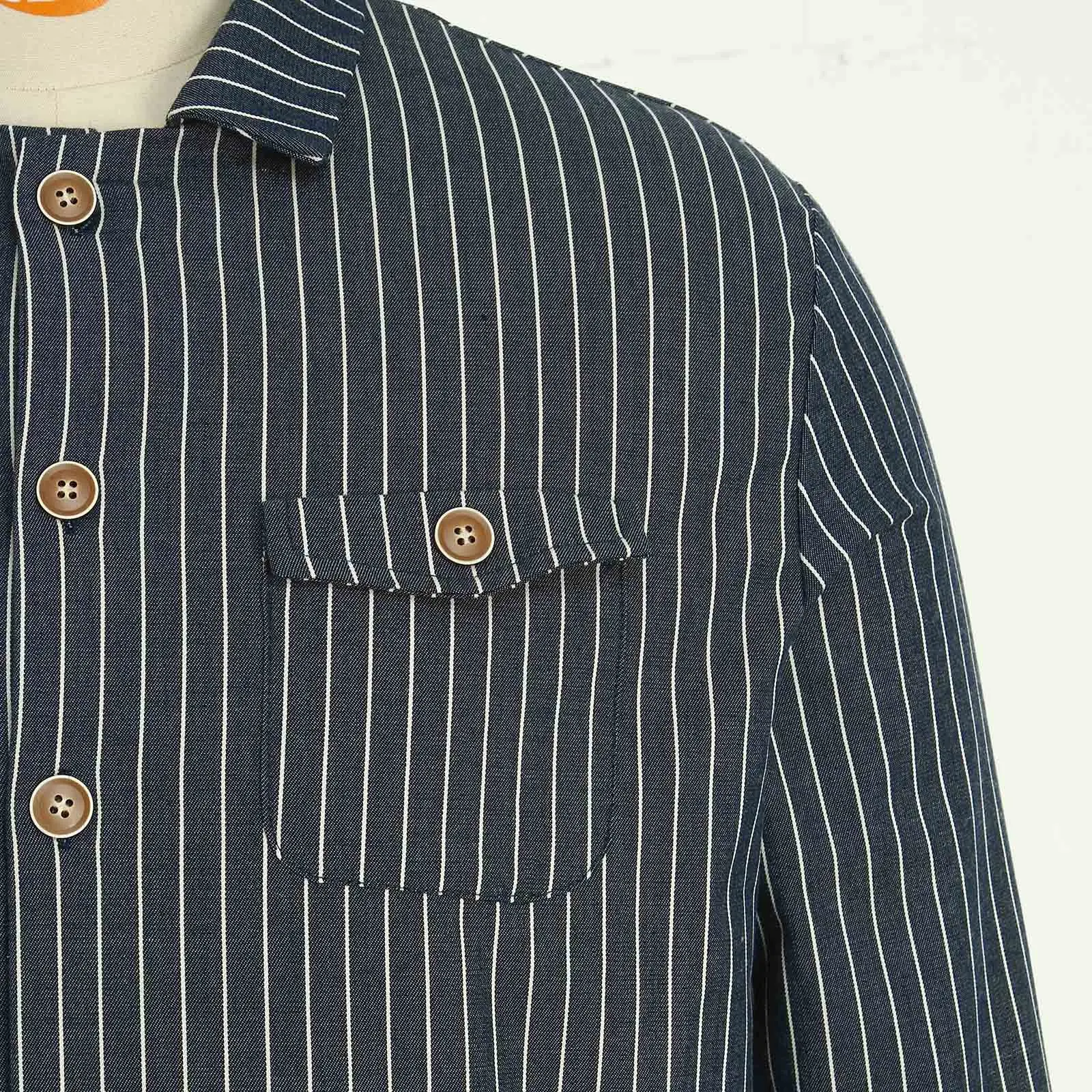 Men's Vintage Lapel Neck Shirts Fashion Striped Printed Long Sleeve Blouse With Double Pockets Male High End Temperament Shirt