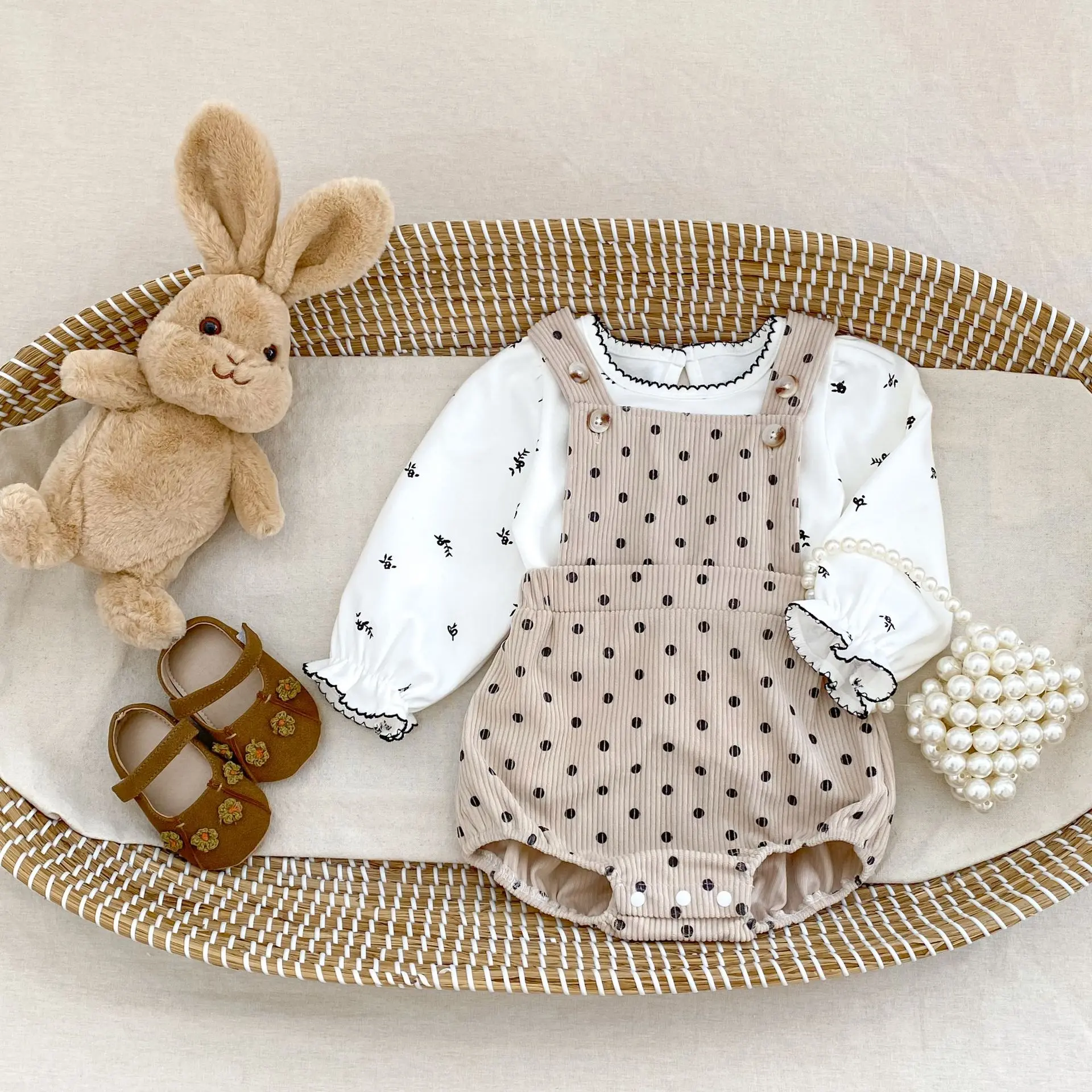 2025 New Autumn Ins Baby Cute Printed Strap for Boys and Girls Romper Jumpsuit and Climbing Suit