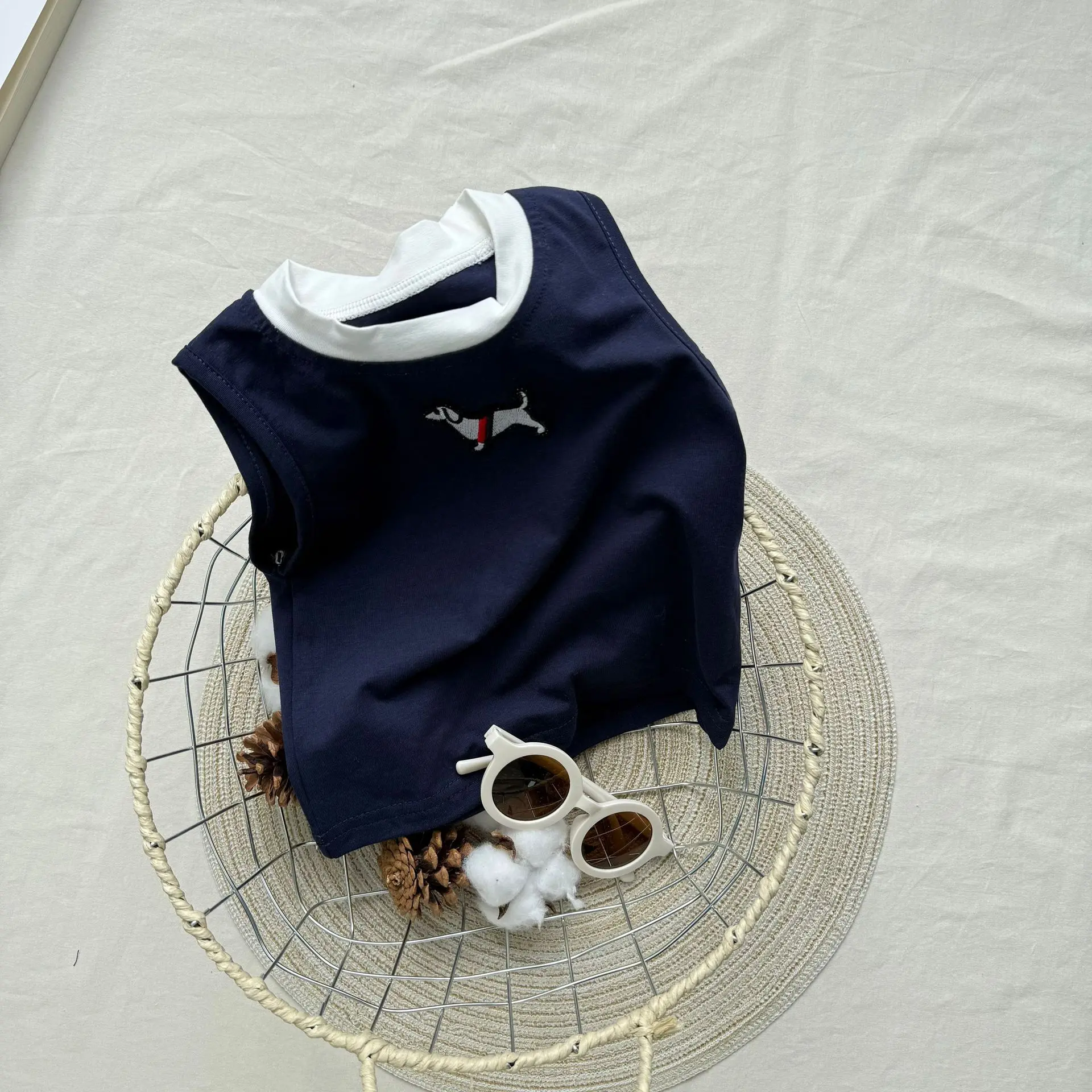 Korean Version Ins Vest T-shirt Sleeveless Bar Shorts for Boys and Girls, Cartoon Puppy Children's Clothing, Solid Color