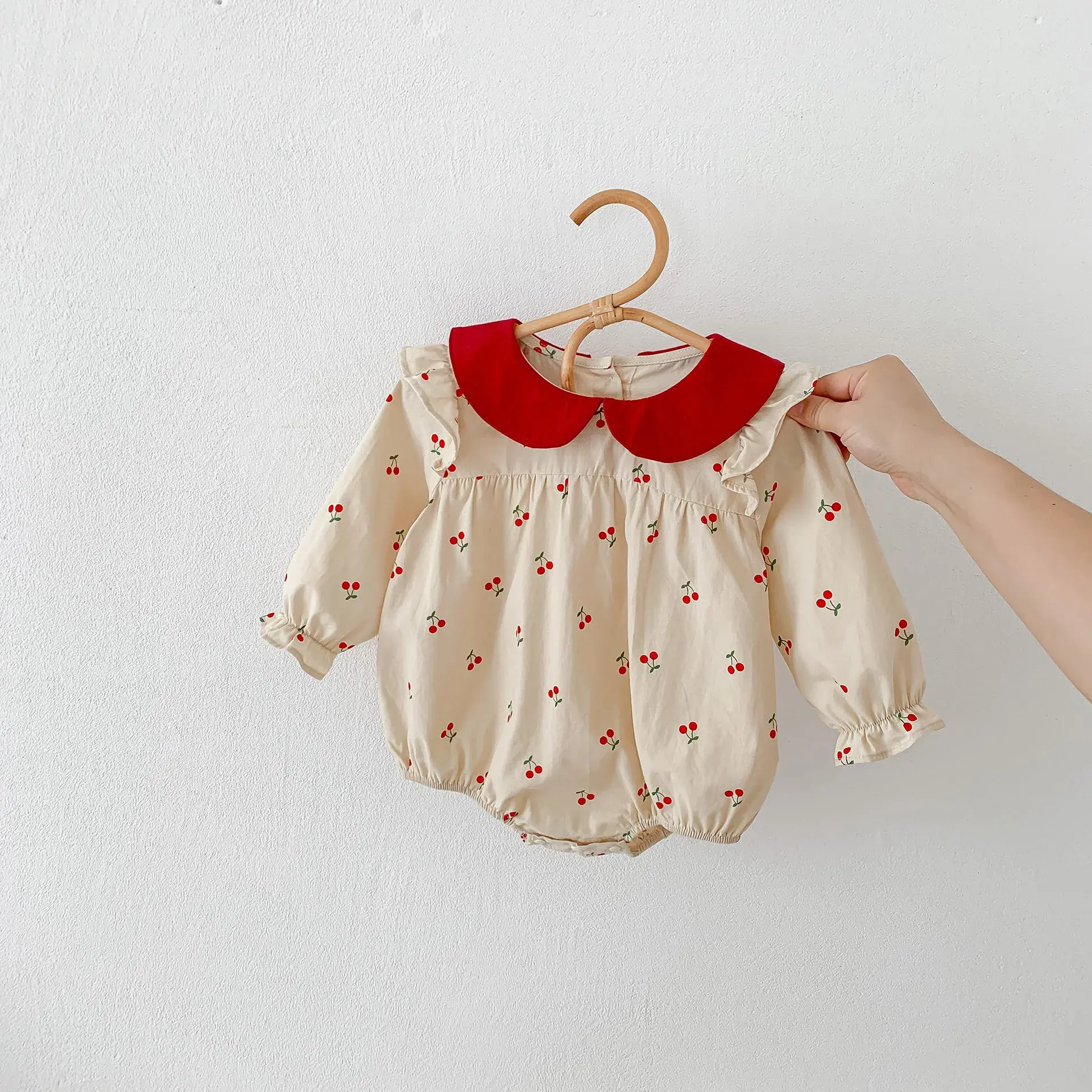 2025 Spring New in Infant Toddler Cute Clothing Kids Baby Full Sleeve Peter Pan Collar Cherry Outfits Newborn Bodysuits 0-24M