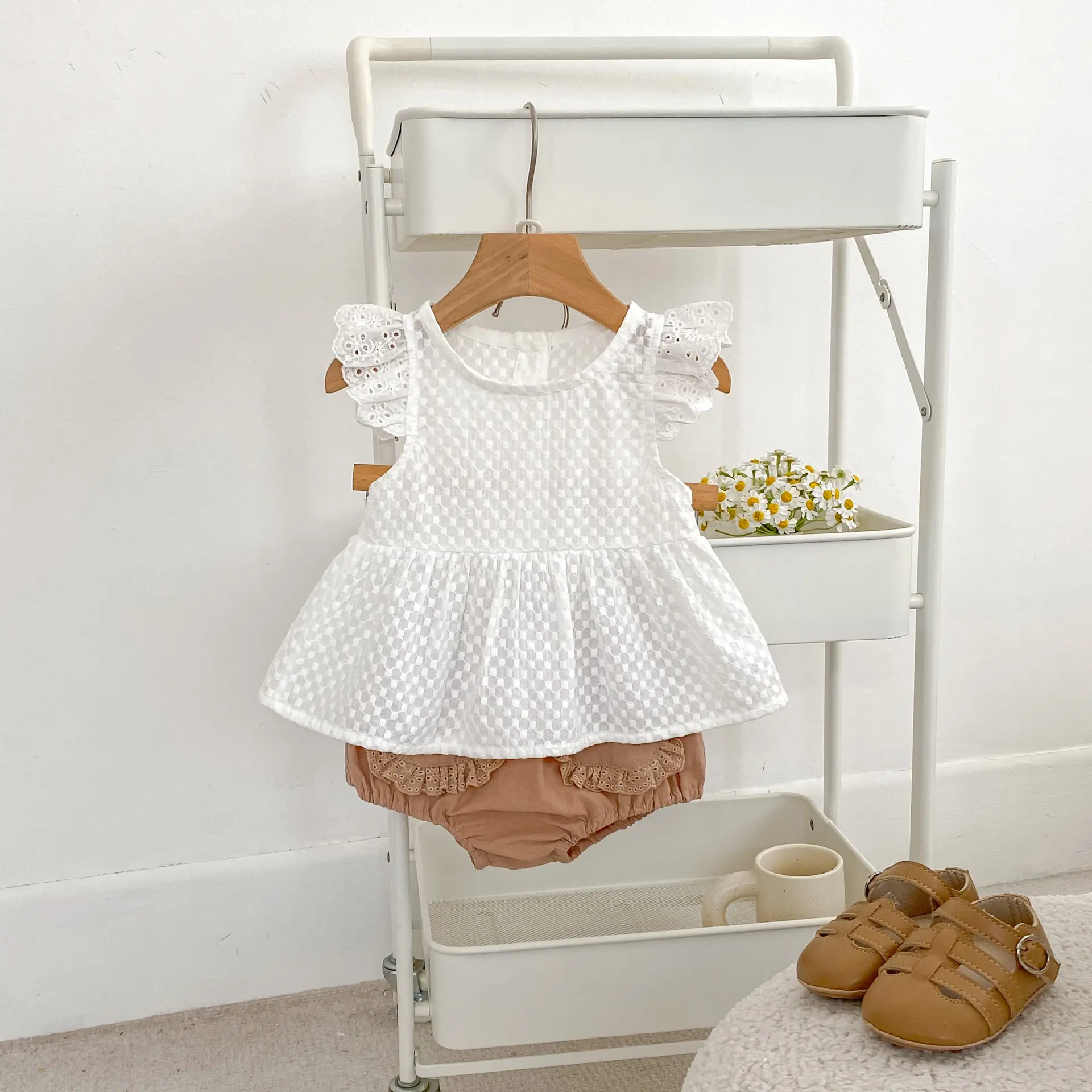 Ins 2025 Super Cute Summer Baby Girl Set 0-3 Year Old Little Flying Sleeve Top+Butt Pants Two Piece Set