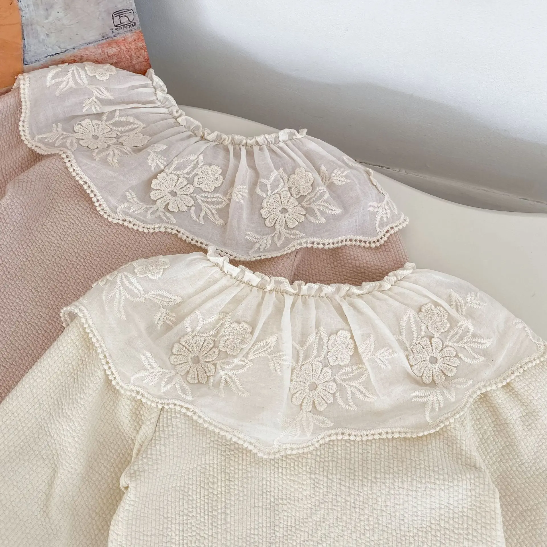 2025 Autumn Girls' Long Sleeve Set New Versatile Cotton Large Lace Collar Cardigan Top Long Pants Two Piece Set